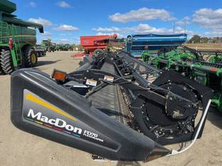 2010 MacDon Industries FD70