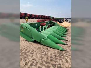 2017 John Deere 608C