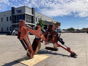 2017 Ditch Witch A820
