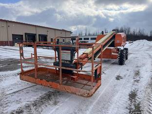 2015 JLG 600S