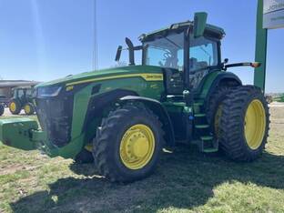 2021 John Deere 8R 230