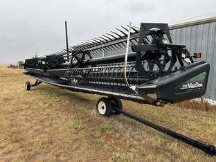 2012 MacDon Industries FD70