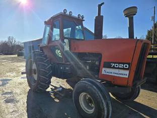 1979 Allis-Chalmers 7020