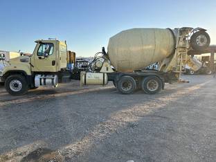2016 Freightliner 114SD