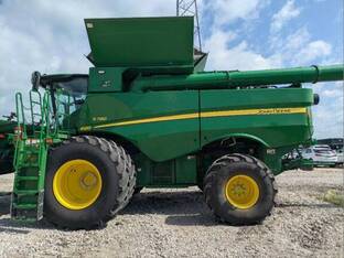 2022 John Deere S780