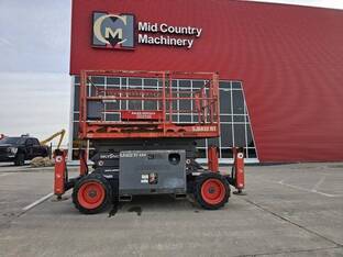 2017 SKYJACK SJ6832RT