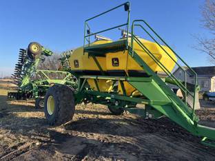 2002 John Deere 1820