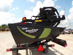 2020 MacDon Industries FD140