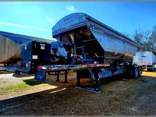 2013 MAGNOLIA TRAILERS 32FT