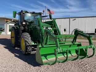 2023 John Deere 6R 155