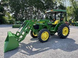2017 John Deere 5055E