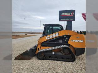 2021 Case TV370B