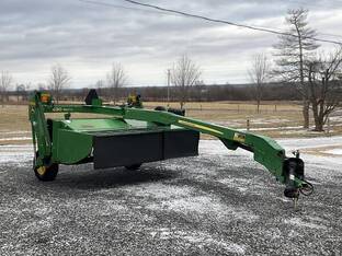 2012 John Deere 630
