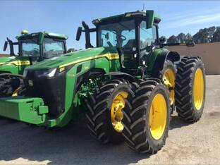 2023 John Deere 8R 310