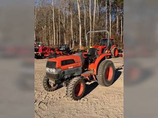 2005 Kubota L3130HST