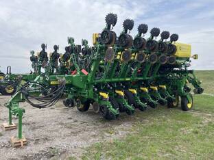 2024 John Deere 1795