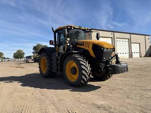 2023 JCB Fastrac 8330