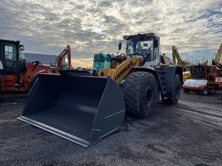 2023 LIEBHERR L586 XPOWER