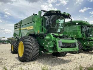 2022 John Deere X9 1000