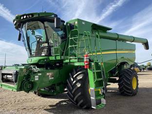2024 John Deere S780