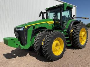 2023 John Deere 8R 410