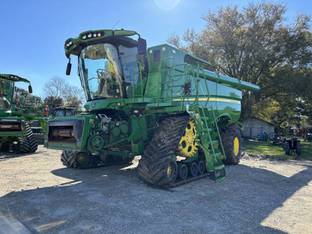 2021 John Deere S790