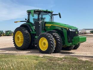 2023 John Deere 8R 370