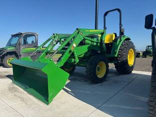 2022 John Deere 4044M