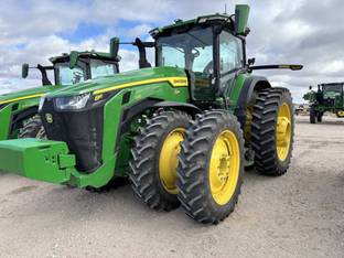 2023 John Deere 8R 370