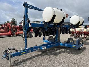 2007 Kinze 3500