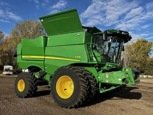 2024 John Deere S770