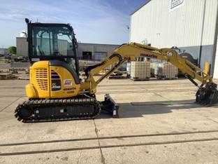 2022 Komatsu PC35MR-5