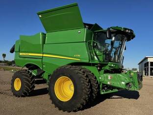 2024 John Deere S770