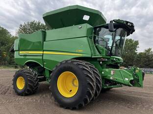 2024 John Deere S780