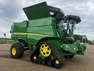 2024 John Deere S790