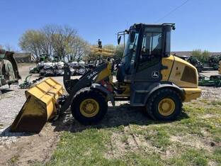 2020 John Deere 244L