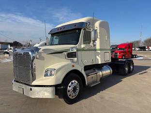 2018 Freightliner CORONADO 122 SD