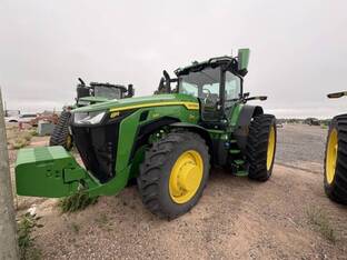 2023 John Deere 8R 340