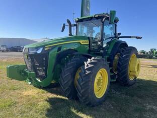 2024 John Deere 8R 340