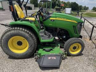 2013 John Deere 3320
