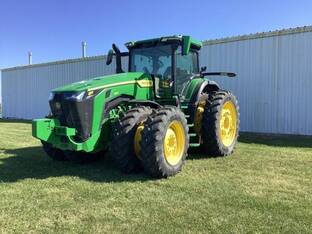 2024 John Deere 8R 340