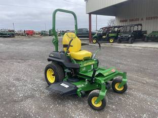 2022 John Deere Z735M