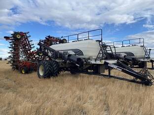 2008 Bourgault Industries Ltd. 3310PHD