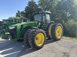 2016 John Deere 8270R