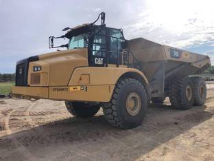 2018 Caterpillar 745
