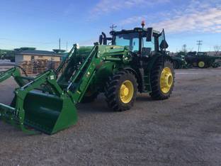2023 John Deere 6R 165