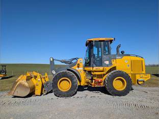 2019 John Deere 524L