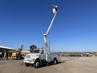 2001 International 4700