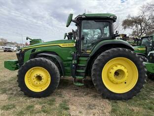 2021 John Deere 8R 370