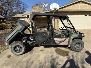 2016 John Deere GATOR XUV 825I S4